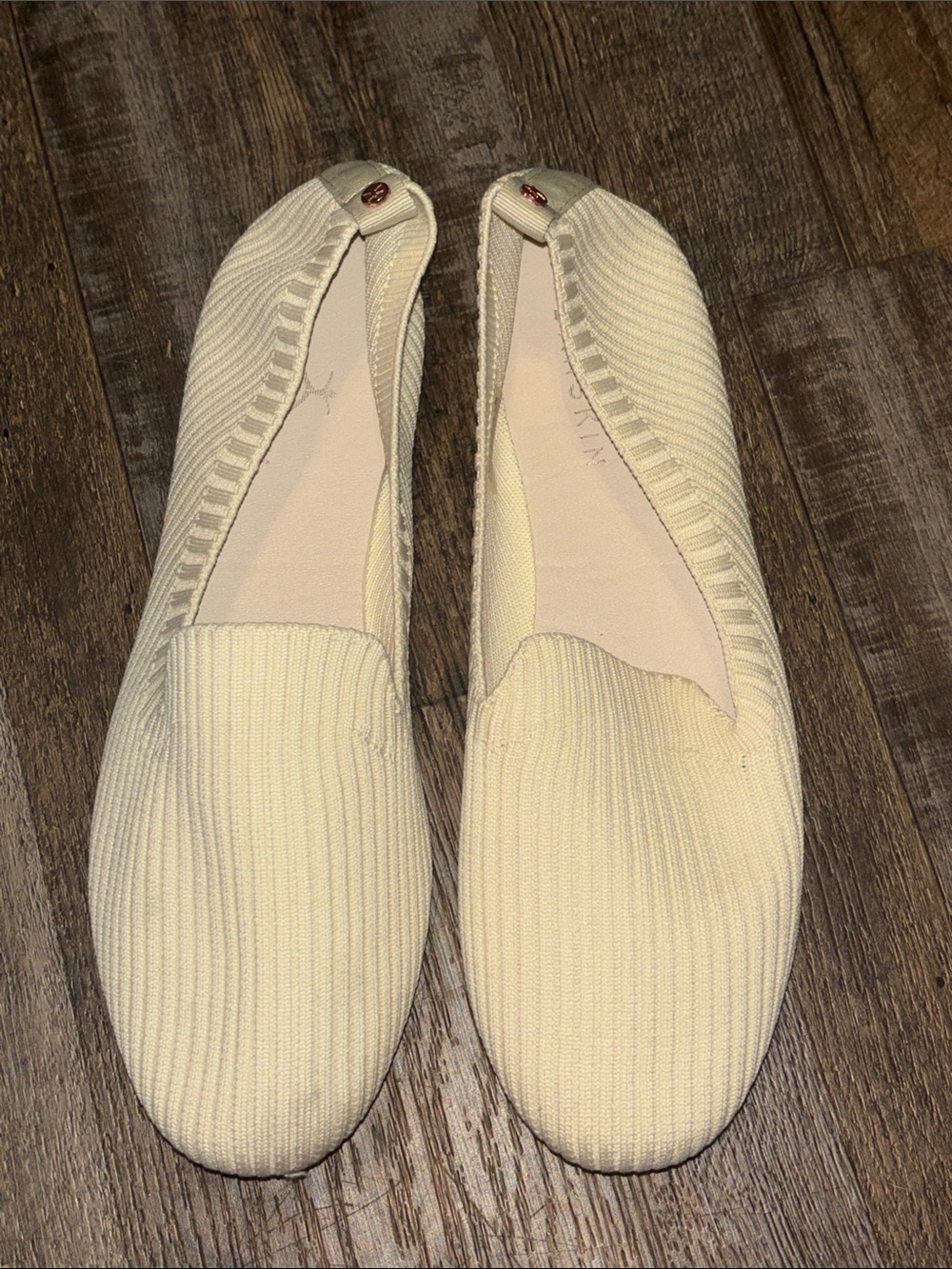 Danskin Pale Cream Ribbed Knit Slip-On Flats